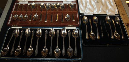 3 x cased sets of silver teaspoons